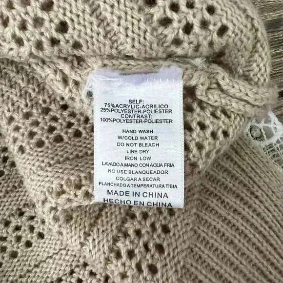 Listicle Floral Lace Sleeve Tan Knit Sweater Top Size Medium - Picture 4 of 7